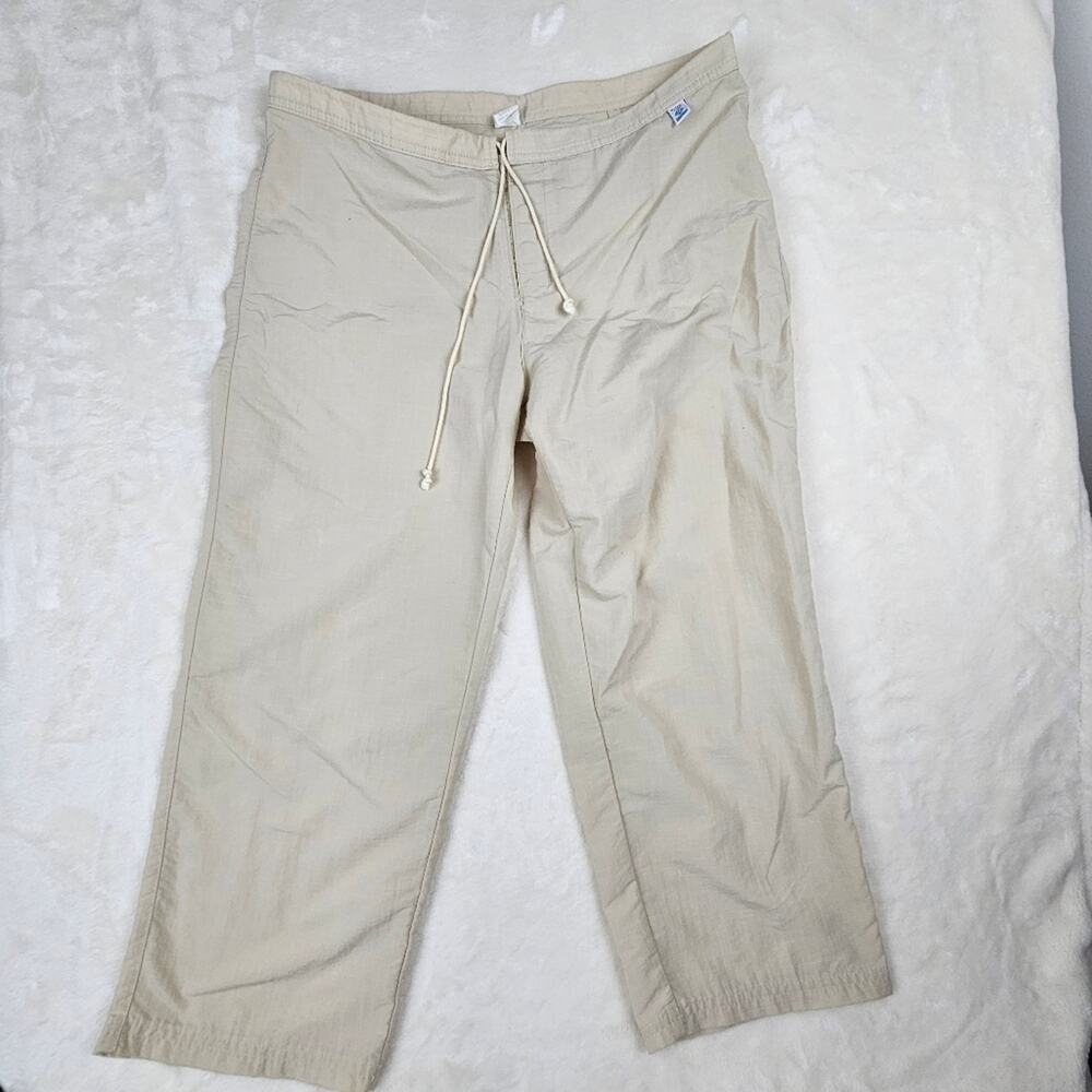 Water Girl  patagonia large 100% Nylon Pants Khaki Cargo Made in the USA